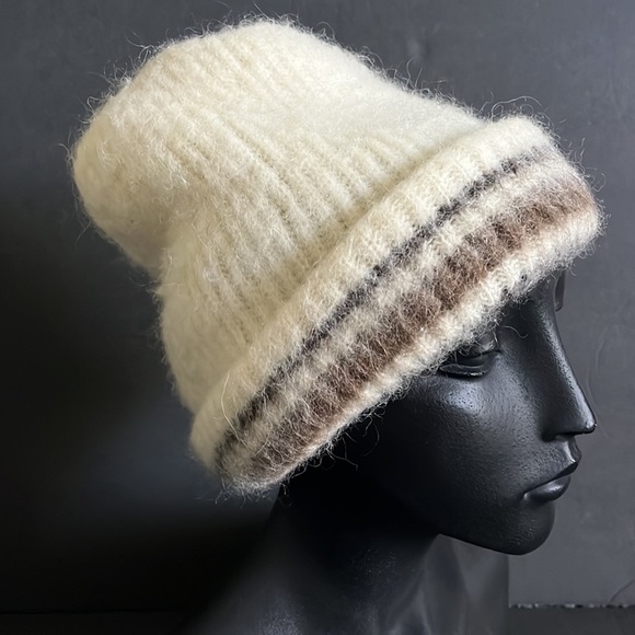Icewool 100% Virgin Wool Unisex Hand Knit Winter Hat - Iceland - Picture 4 of 11